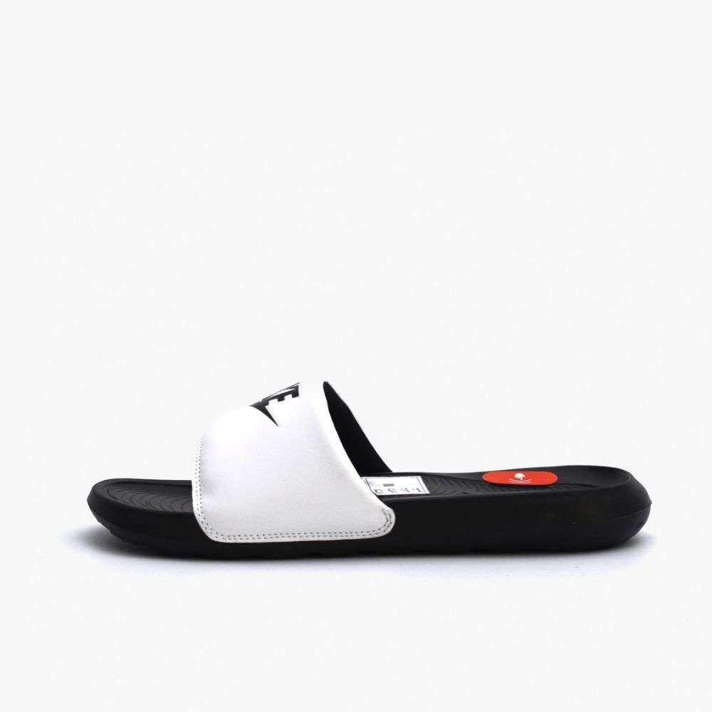 NIKE VICTORI ONE SLIDE